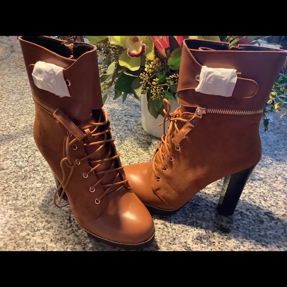 Sassy “Get em” Zipper Boots🥰